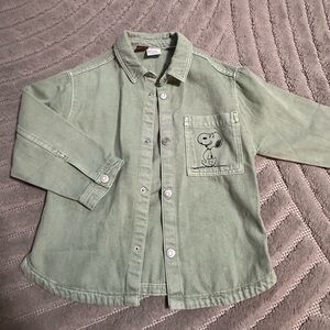 Zara Peanuts Snoopy kids button down jean jacket size 4-5 years
